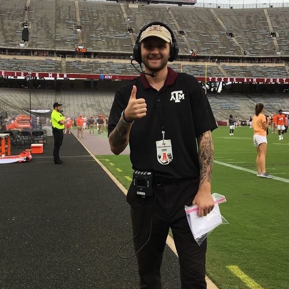 Meet your Posher, Jaylind - Picture 1 of 1